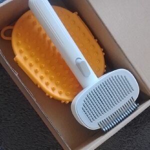 Pet Grooming Comb Hand Worn Brush